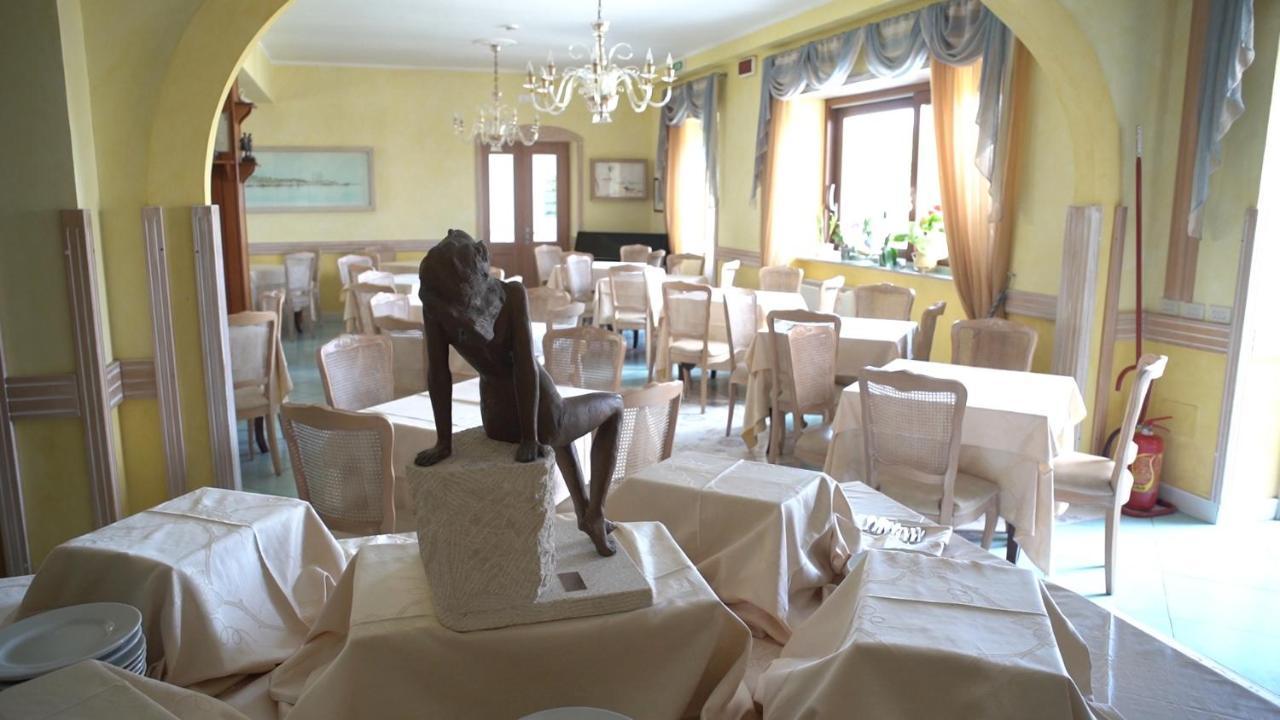 Hotel Isolabella ヴェントテーネ エクステリア 写真